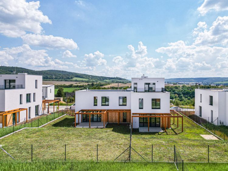 Villa Resort Beroun - moderní rodinné domy v blízkosti přírody